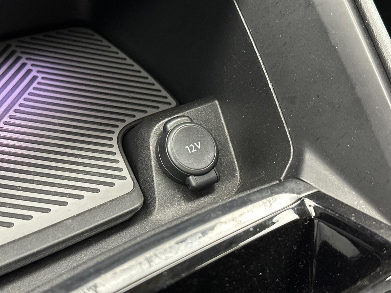 Citroën C4 bluehdi 130 s&s eat8 shine pack — photo 33