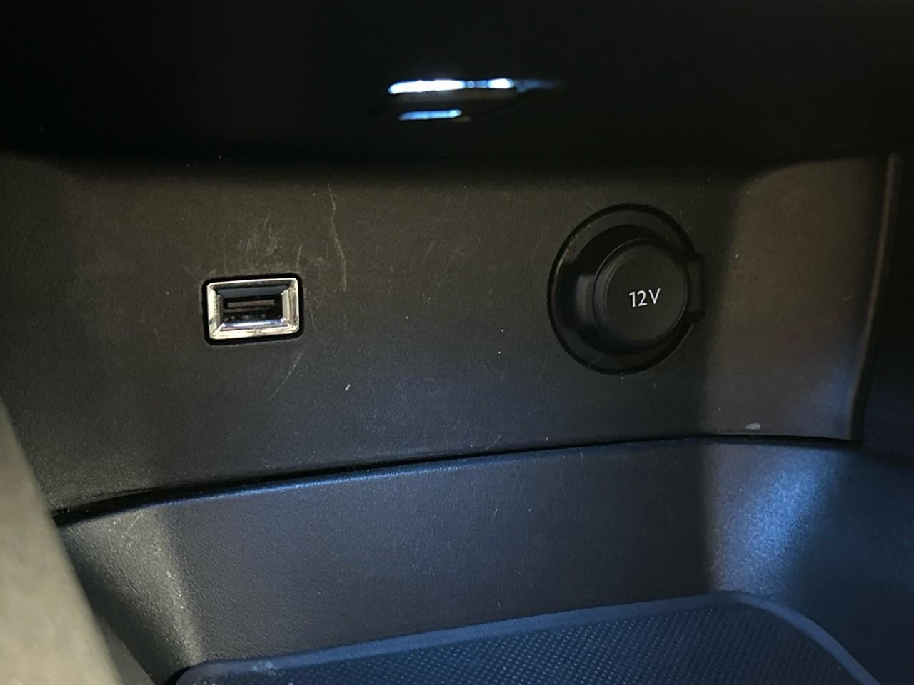Peugeot 3008 puretech 130ch s&s bvm6 gt — photo 28