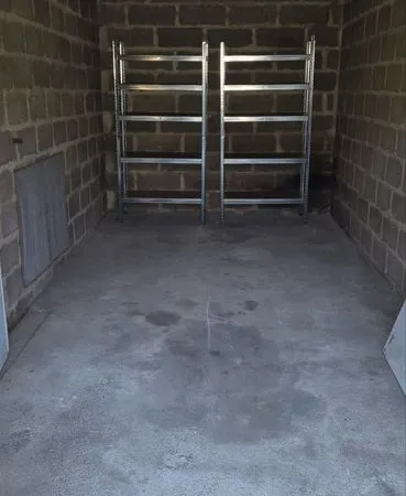 Garage a louer secteur chanteranne