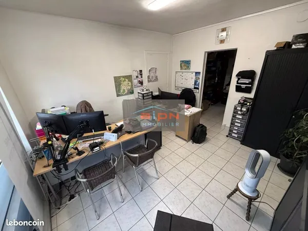 Local commercial 76 m² Sotteville-lès-Rouen