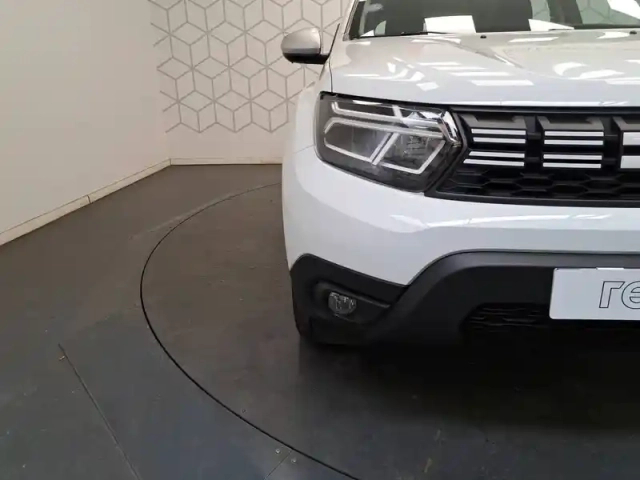Dacia Duster eco-g 100 4x2 — photo 9