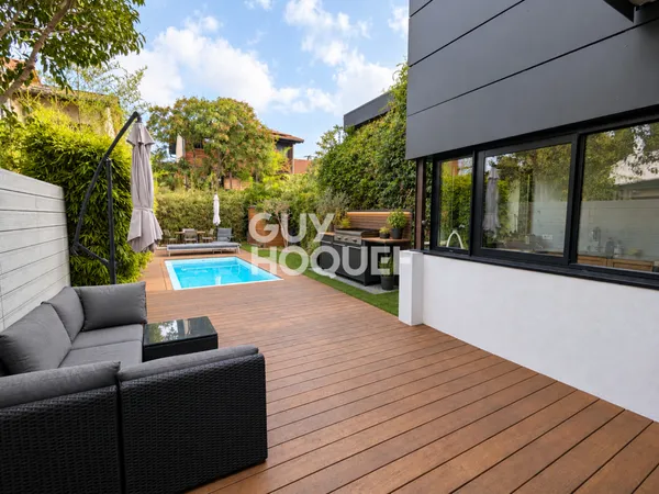 Maison à vendre de 7 pièces de 142.3 m²