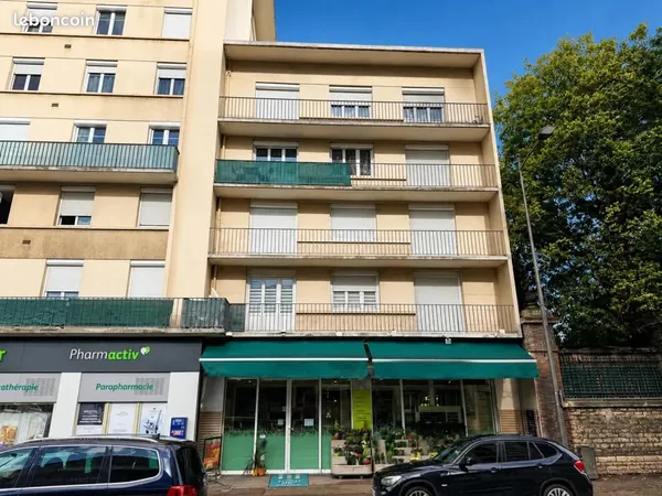 Appartement 4 pièces 85 m²