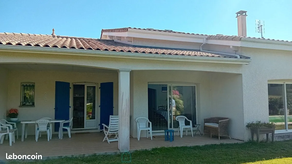Photo 3