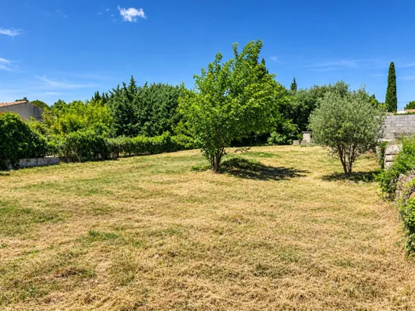 Terrain à bâtir d'exception 1 417 m² | Borné & Clôturé — Proche A75 / Montpellier