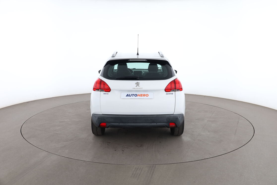 Peugeot 2008 1.2 PureTech Active — photo 4