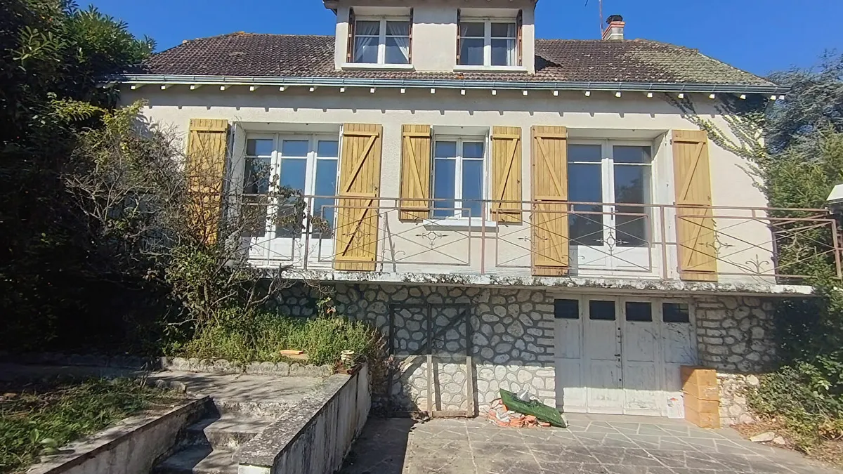 Photo 1