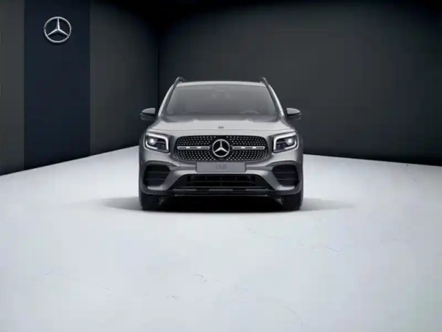 Mercedes Glb 200 d amg line — photo 8