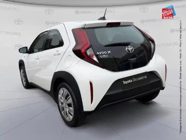 Toyota Aygo x 1.0 vvt-i 72ch dynamic s-cvt my23 — photo 8
