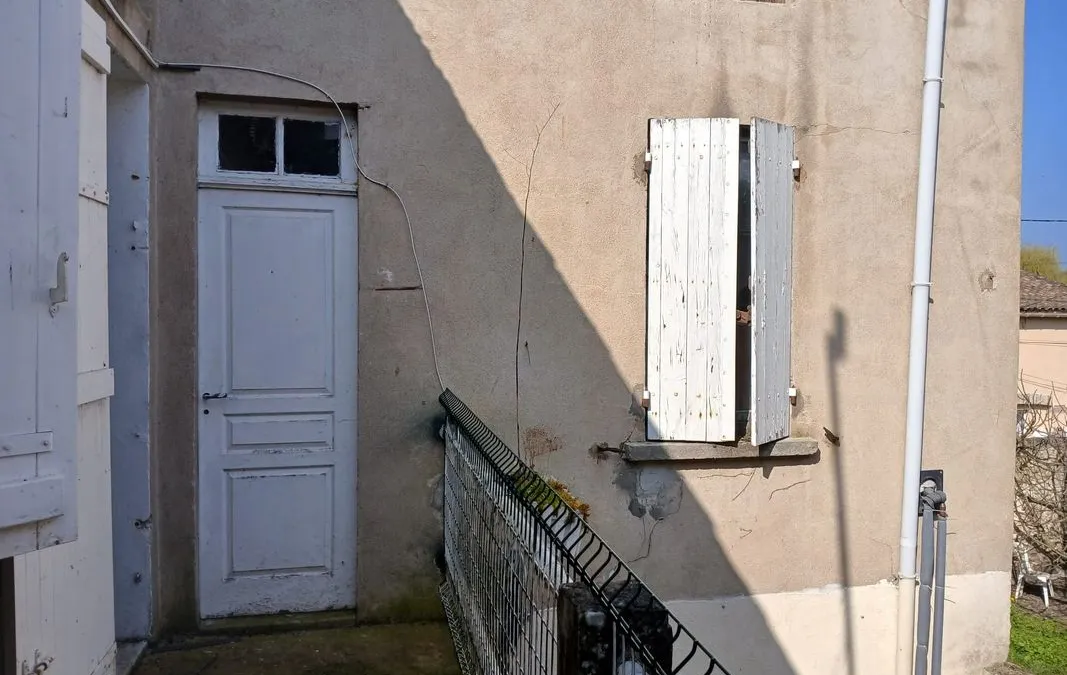 Photo 12