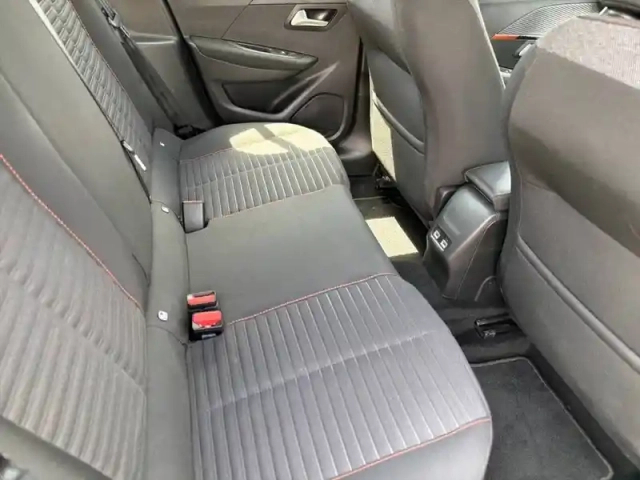 Peugeot 208 electrique 50 kwh 136 — photo 28