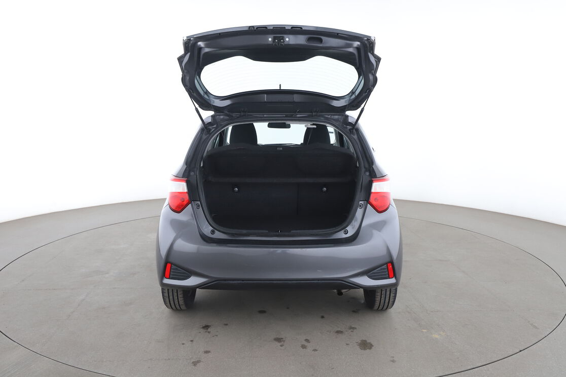 Toyota Yaris 1.0 VVT-i Active — photo 15