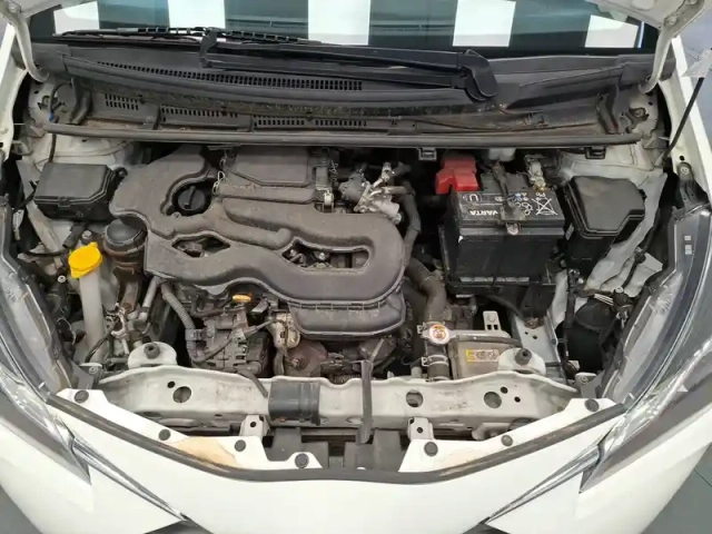Toyota Yaris 70 vvt-i — photo 11