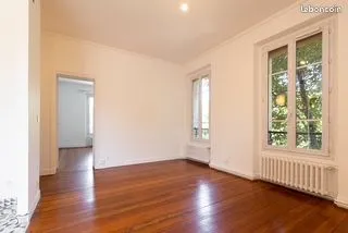 3 pièces 57 m² avec balcon et cave - Proche RER
