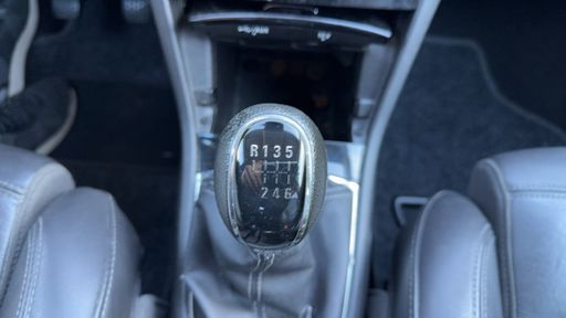 Opel Mokka X 1.4 Turbo 140 - Black – 2018 – 133036 km – Essence – Boîte Manuelle — photo 13