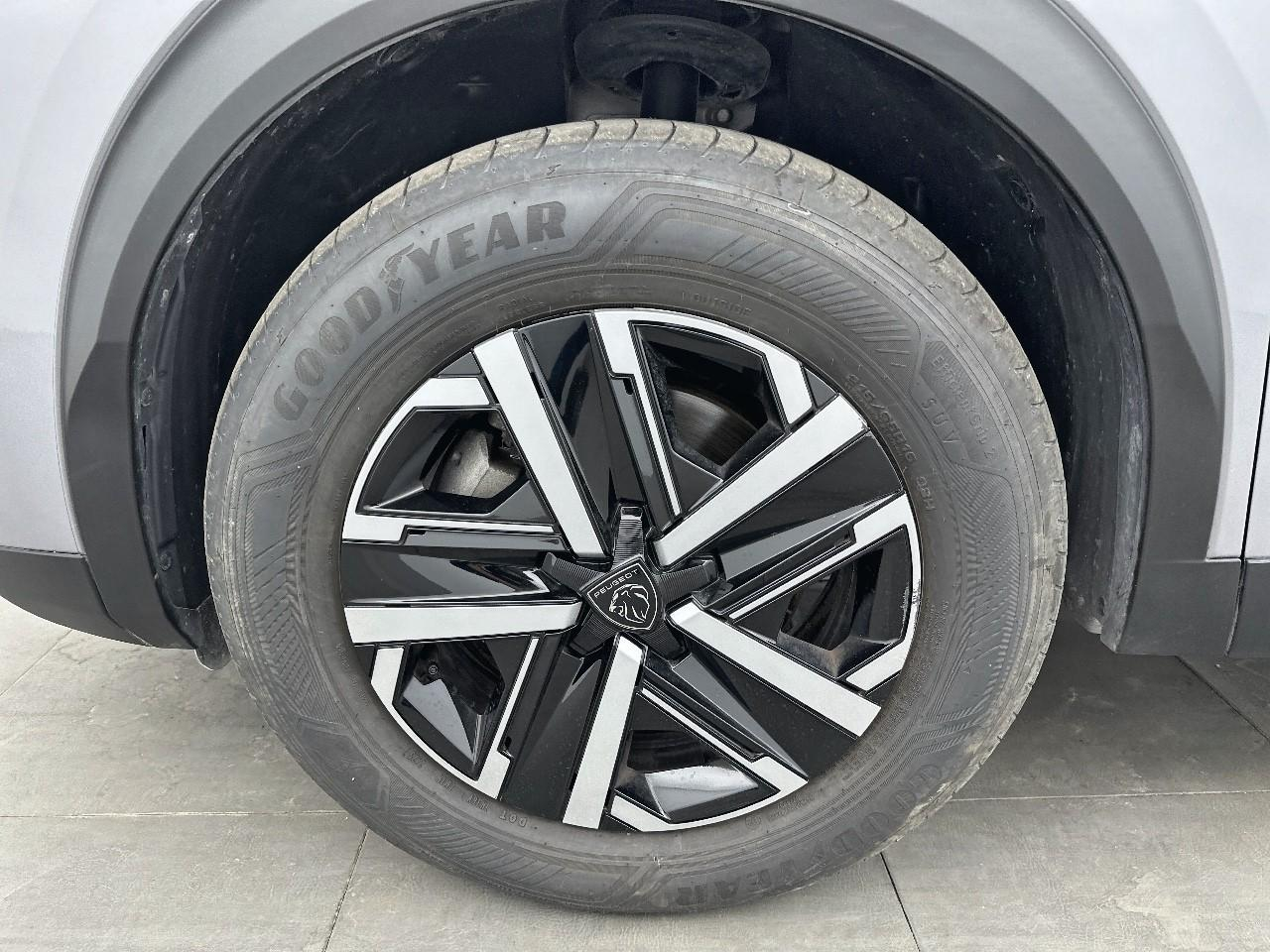Peugeot 2008 hybrid 145 e-dcs6 style — photo 7