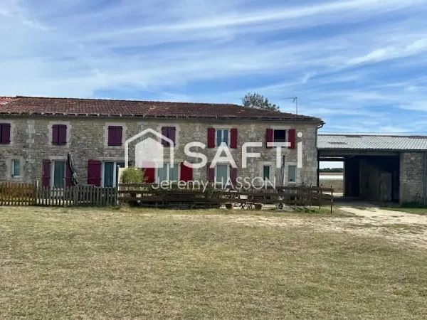 Maison 16 pièces 340 m²
