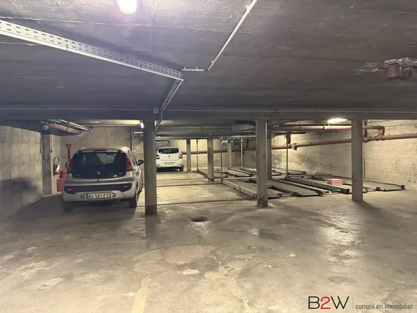 NEUDORF Centre - Parking sécurisé en sous-sol