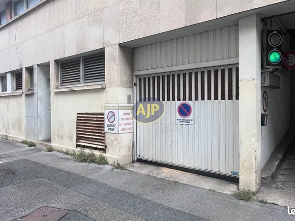 Parking/box BAYONNE
