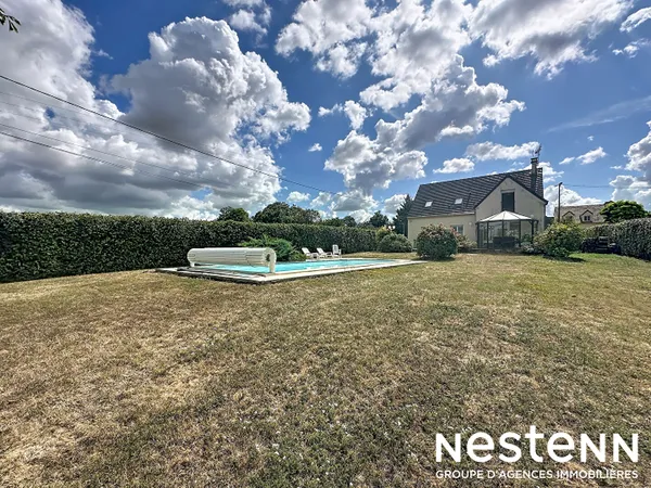 À VENDRE - BLARU (78270) BELLE MAISON FAMILIALE AVEC PISCINE