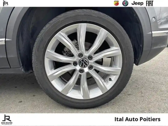 Volkswagen T-Roc 1.5 tsi evo2 150ch style dsg7 — photo 11