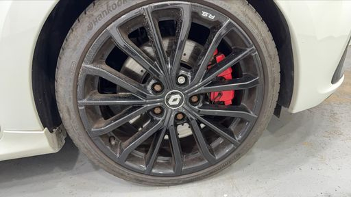 Renault Clio 1.6 Turbo 220 EDC6 - RS Trophy – 2016 – 90500 km – Essence – Boîte Automatique — photo 16