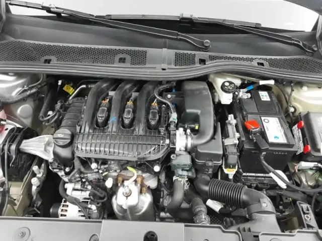 Peugeot 208 puretech 75 s&amp;s bvm5 — photo 15