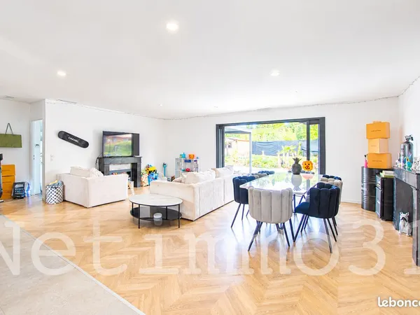 Villa 4 pièces 133 m²