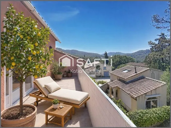Appartement T2 refait à neuf avec terrasse