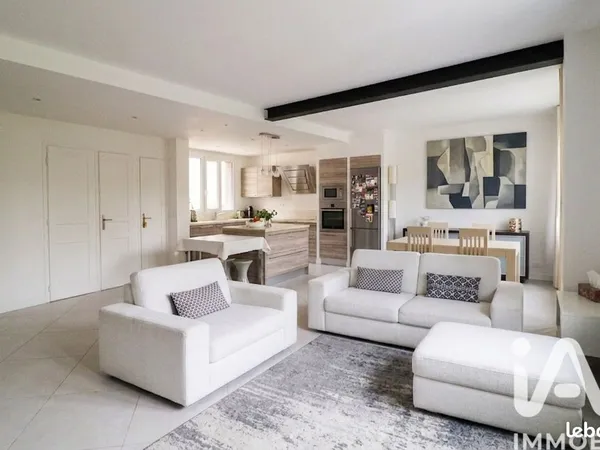 Maison familiale 6 pièces 152 m²
