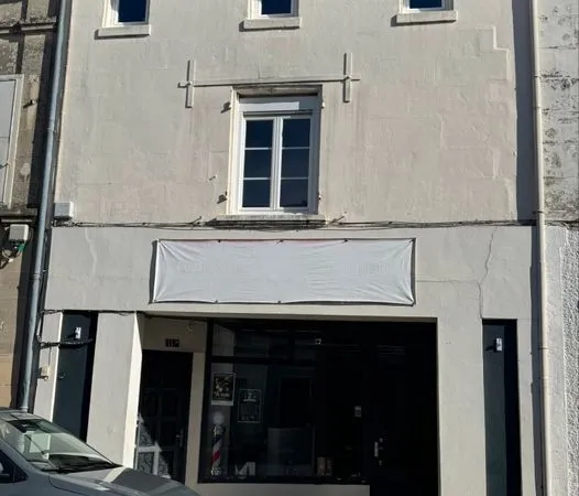 À vendre - Immeuble de rapport loué - Investissement clé en main