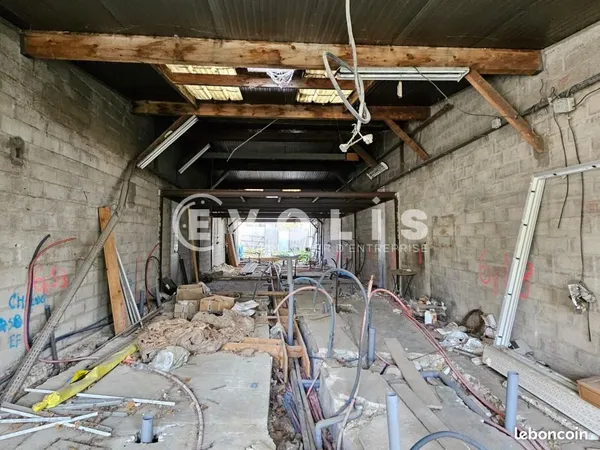 Bureaux 200 m²