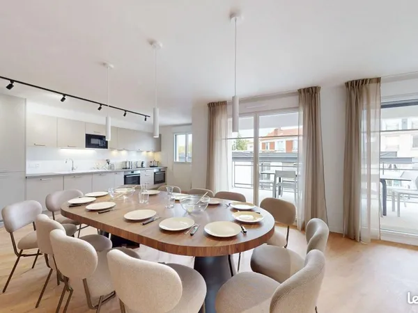 Appartement 1 pièce 283 m²
