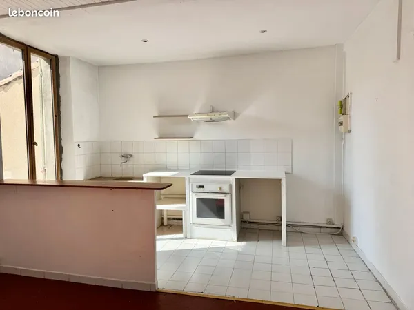 Particulier vends t2 rue de lodi