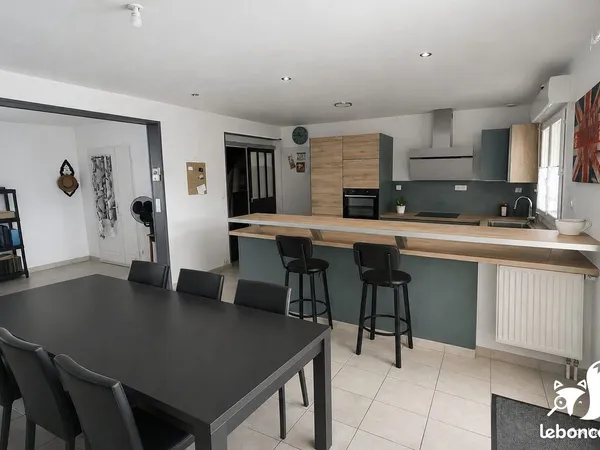 Maison 5 pièces 84 m²