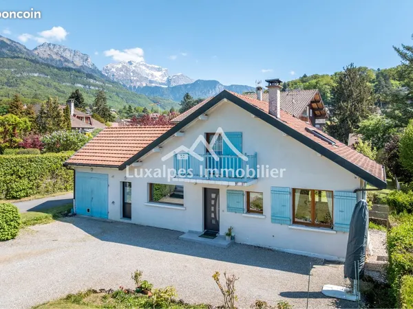 Magnifique villa à 100 m du Lac d'Annecy