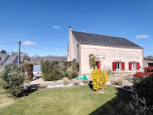 Maison 143 M² PROCHE BONNEVAL