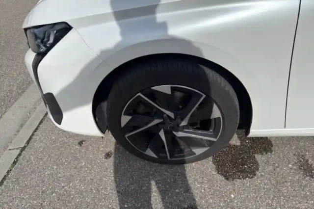 Peugeot 308 sw puretech 130ch s&amp;s bvm6 — photo 13