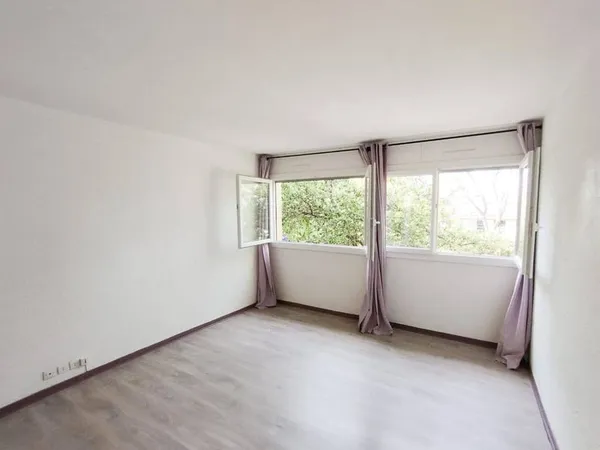 Studio 1 pièce 26 m²