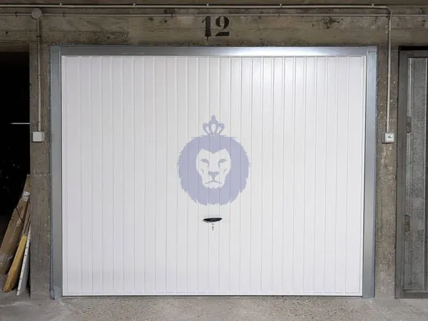 Parking 12 m²