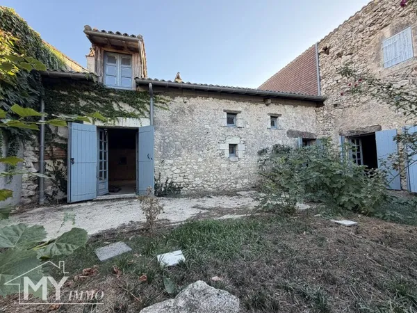 St Antoine de Breuilh : Propriété à rénover
