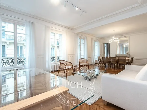 4 pièces meublé, 8e arrondissement