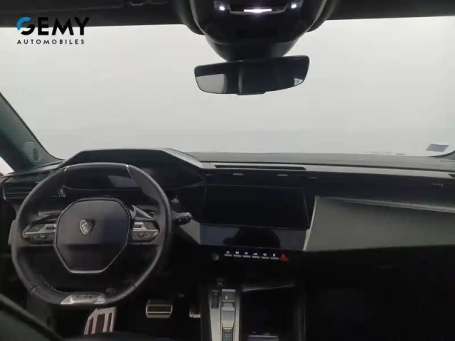 Peugeot 308 phev 180 e-eat8 — photo 8