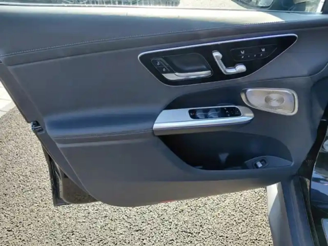 Mercedes Glc 300 de 4matic amg line - p — photo 15
