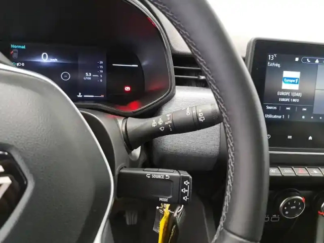 Renault Clio tce 90 — photo 111