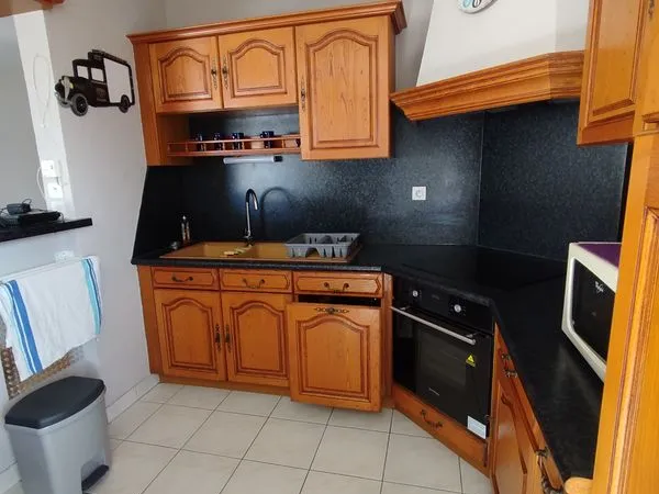 Appartement lumineux - 4 pièces - 114 m2, idéal déplacement professionnel, à deux pas des chantiers-