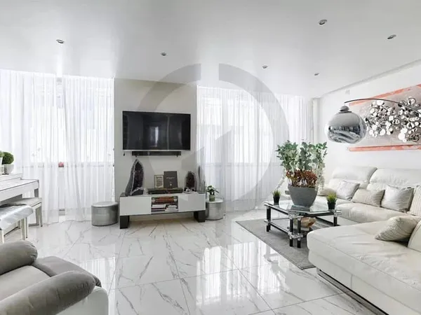Maison 5 pièces 157 m²