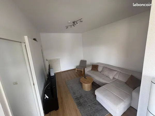 METZ-Appartement entièrement meublé -2 chambres