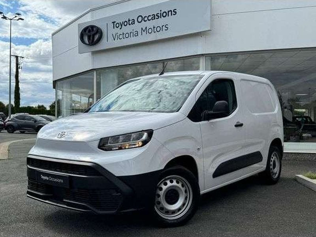 Toyota PROACE CITY Toyota Proace City Medium 130 D-4D Start BVA MC24