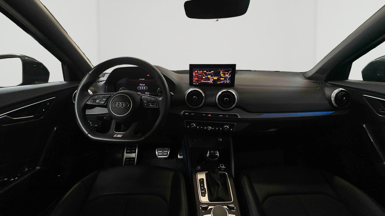 Audi Q2 35 TFSI 150 S tronic 7 — photo 11